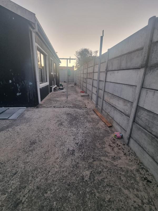 2 Bedroom Property for Sale in Rondevlei Park Western Cape